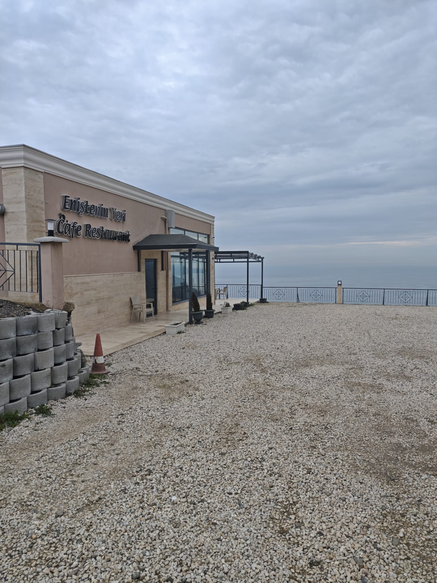 Uçmakdere 250 Metre